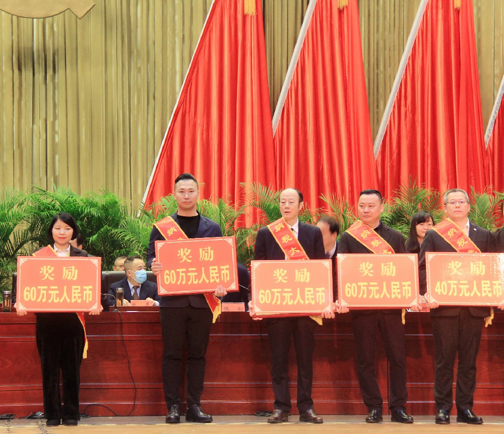 久久久天堂国产精品女人